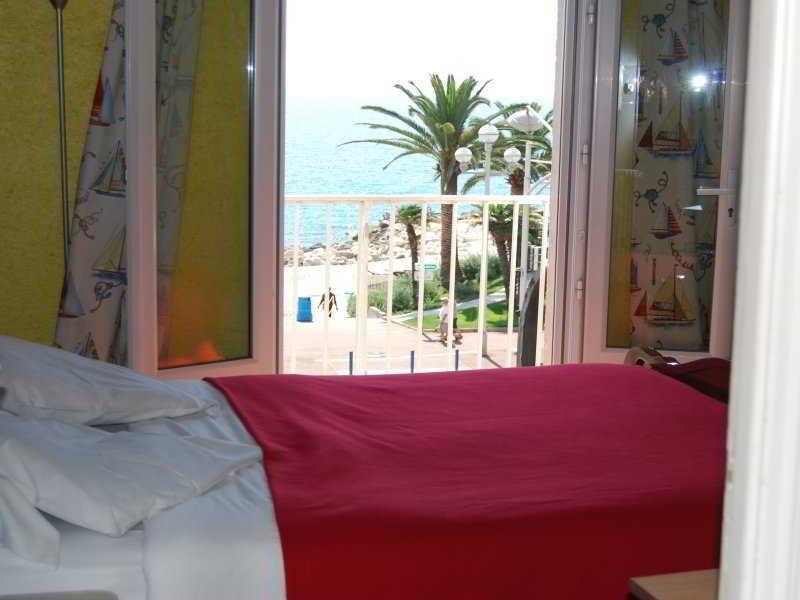 Hotel Azur Nice Bagian luar foto