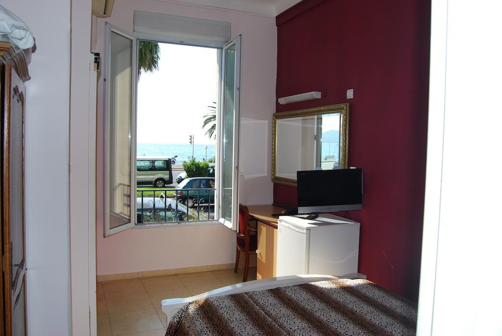 Hotel Azur Nice Bagian luar foto