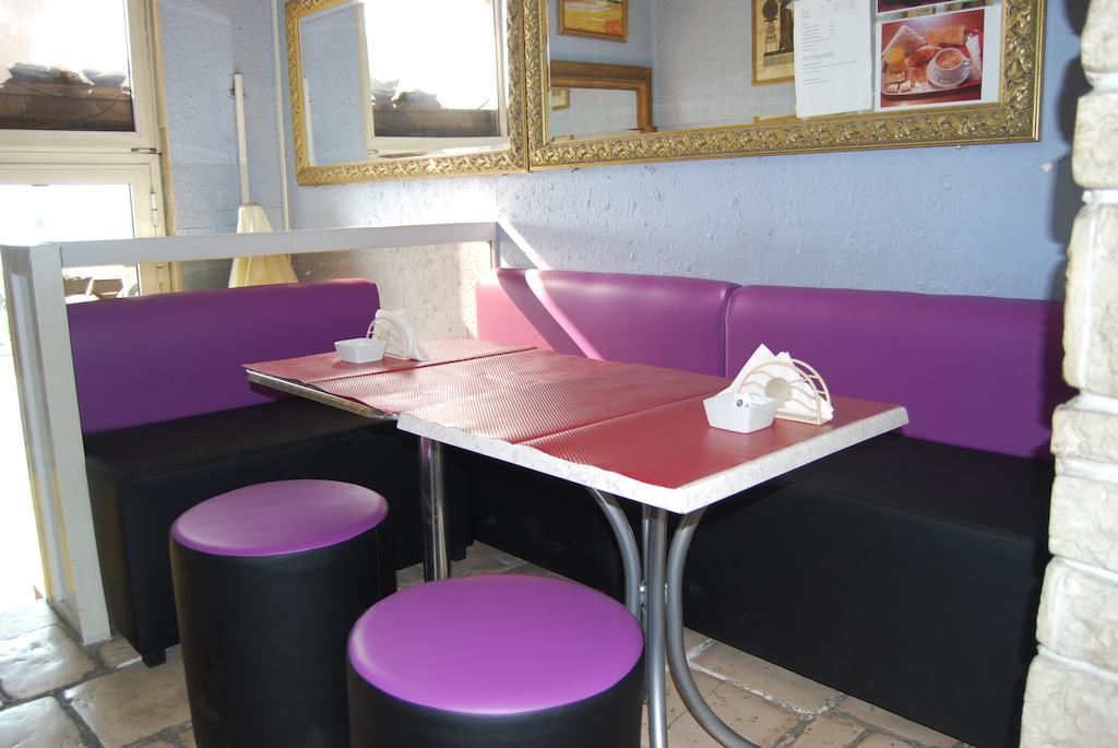 Hotel Azur Nice Bagian luar foto