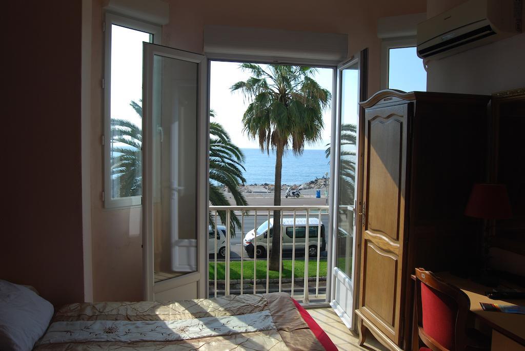 Hotel Azur Nice Bagian luar foto